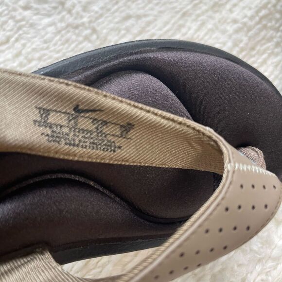 Nike Comfort Cushioned Footbed Khaki,brown & mint blue Thong Sandals SZ10 - Picture 8 of 10